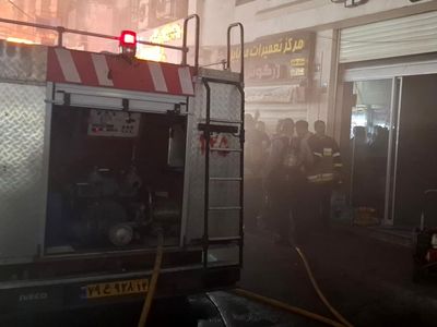 ۳ باب مغازه در بازار کاشان دچار  آتش سوزی شد