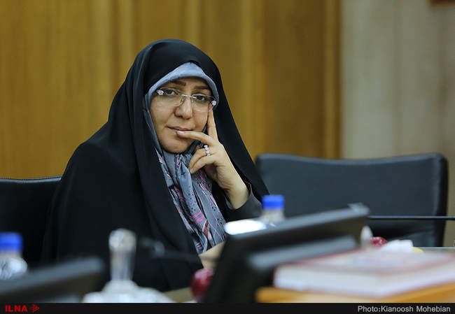 دیدار خانواده‌های شهدای آتش‌نشان پلاسکو با اعضای شورای شهر