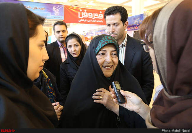 ششمین روز نمایشگاه مطبوعات و خبرگزاری‌ها - غرفه ایلنا /2