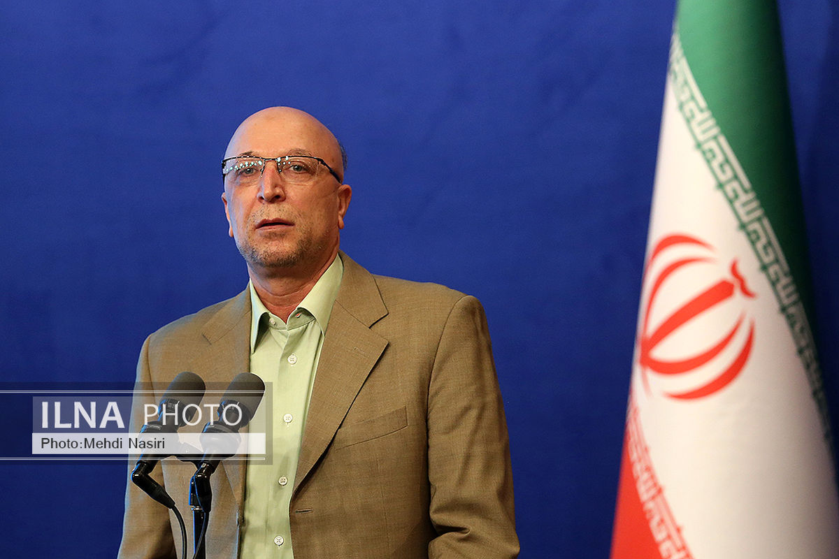 آیا دولت برای حل مشکلات کشور از دانشگاهیان کمک می‌گیرد؟/ چرایی علت تدریس مجازی اساتید خارجی در برخی دانشگاه‌ها