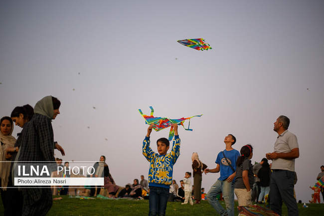 جشنواره پرواز بادبادک‌ها در قزوین