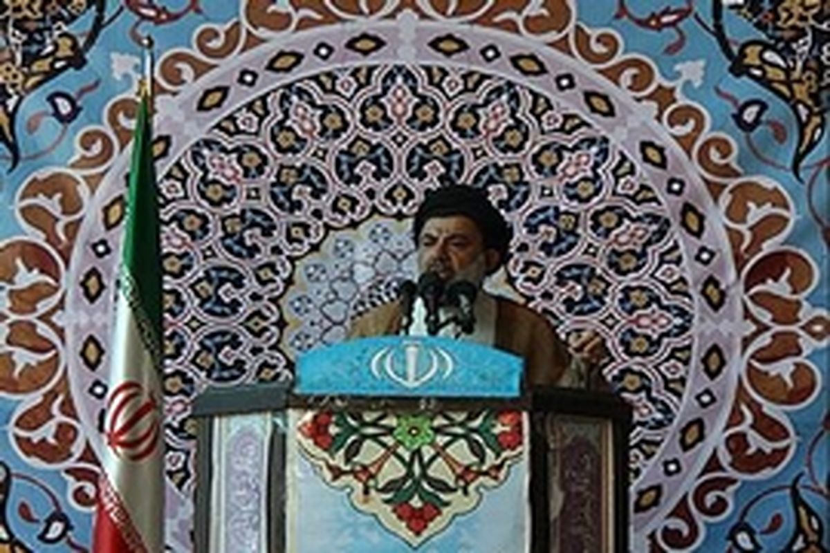 هر کاری که باعثتضعیف نظام شود منکر است