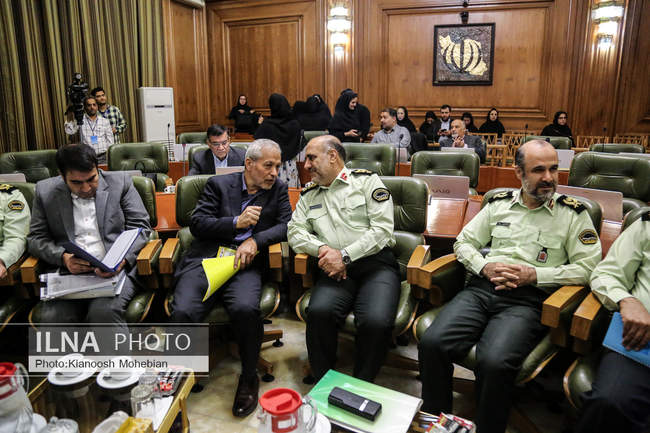 حضور سردار حسین رحیمی فرمانده انتظامی تهران در صحن علنی شورای شهر ته