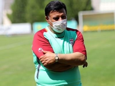 مظلومی:تعویق مسابقات جوانان تصمیم عجیبی بود