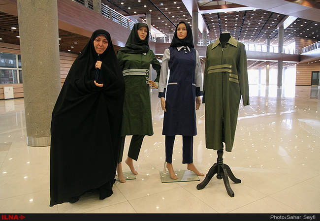 افتتاح نخستین نمایشگاه پوشاک مدارس