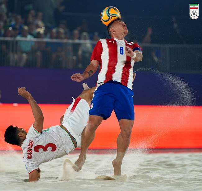 گزارش تصویری از بازی تیم‌های ملی فوتبال ساحلی ایران و پاراگوئه