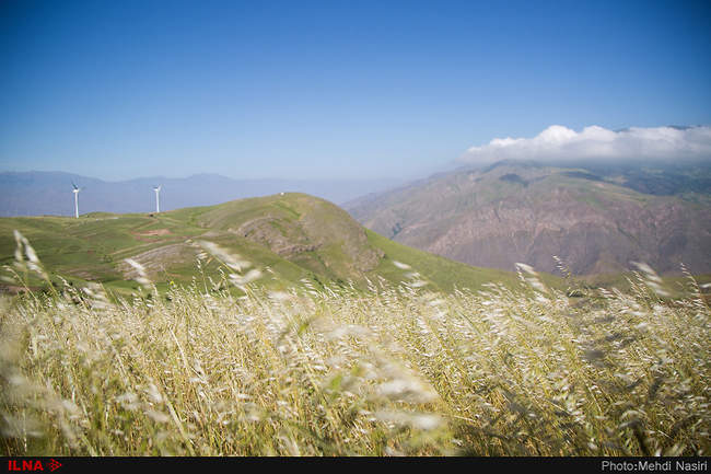 روستای کلشتر و توربین‌های بادی منجیل