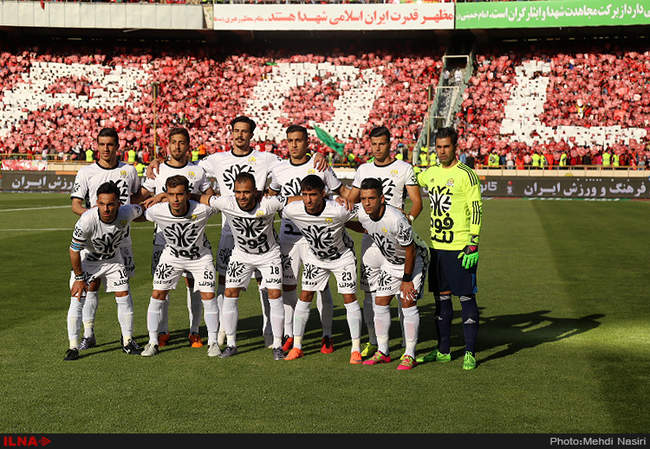 دیدار تیم های فوتبال پرسپولیس تهران و راه آهن تهران/2