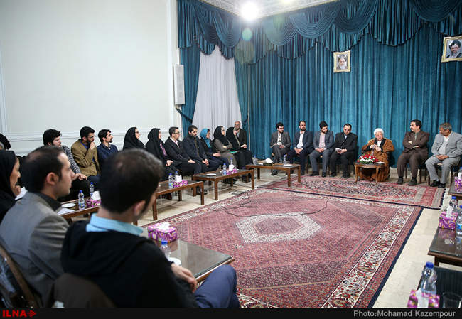 دیدار جمعی از فعالان رسانه‌ای با آیت الله هاشمی رفسنجانی