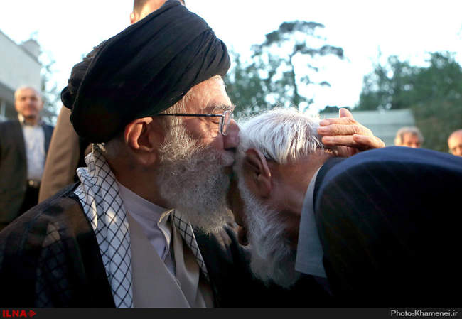 دیدار جمعی از شاعران با رهبر انقلاب