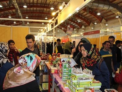 برپایی نمایشگاه بهاره با هدف تامین مایحتاج ضروری مردم با قیمت مناسب