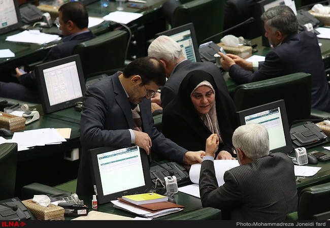 گزارش تصویری جلسه استیضاح وزیر راه و شهرسازی 