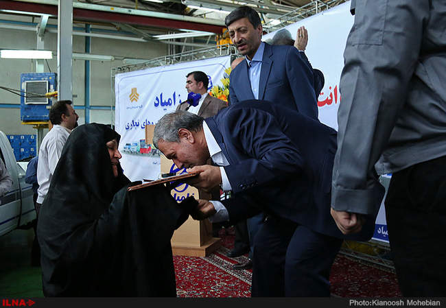 واگذاری 5000 خودروی نیسان به مددجویان کمیته امداد با حضور علی ربیعی وز