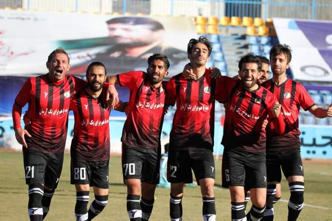 تصاویر/ دیدار آرمان گهر سیرجان و گل ریحان البرز