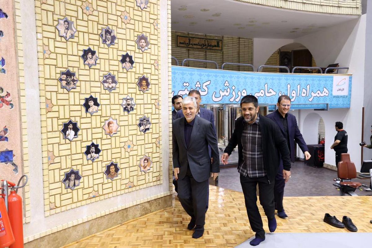 دبیر: دکتر سجادی همیشه حامی ورزش اول کشور بوده است