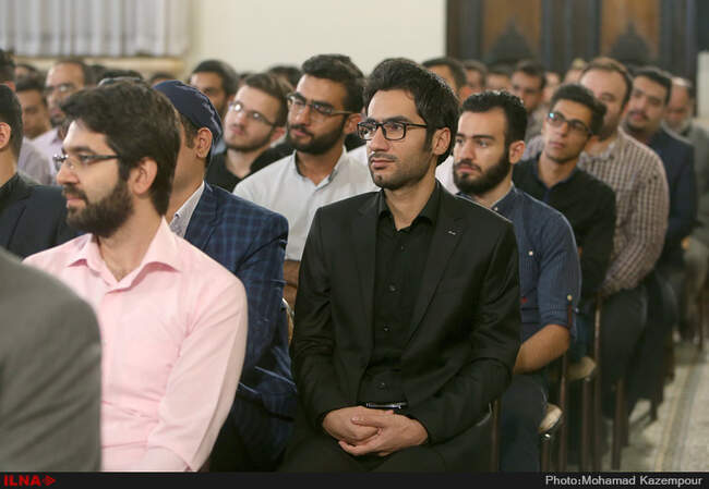 دیدار اعضای تشکل‌های دانشجویی دانشگاه آزاد اسلامی با آیت‌الله هاشمی رفسنجانی