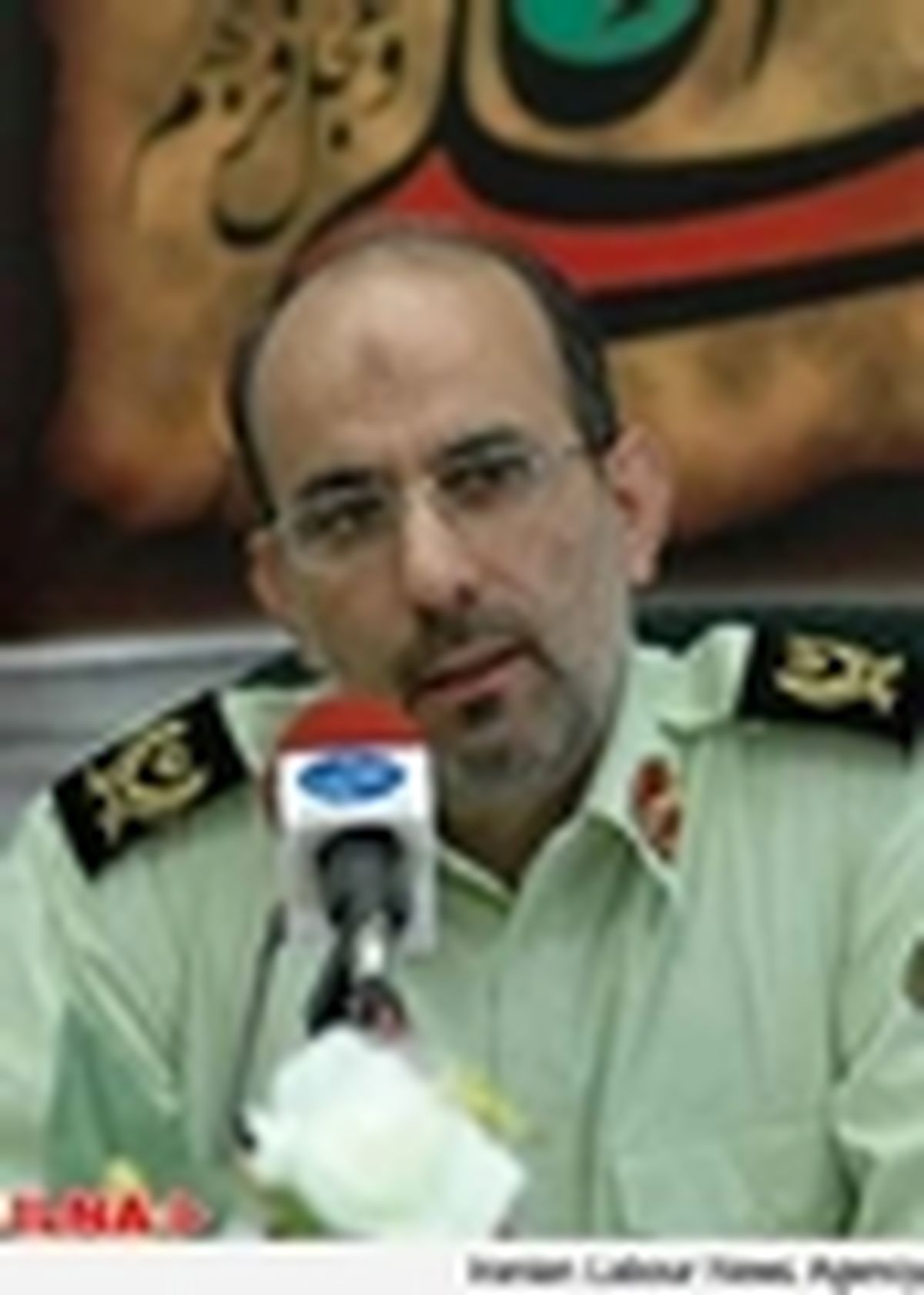 نیروی انتظامی گوش به فرمان رهبری است