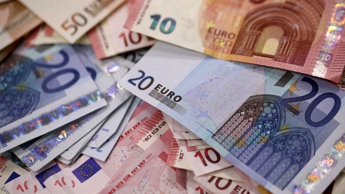قیمت دلار و قیمت یورو امروز شنبه ۱۹ اردیبهشت ۱۴۰۵ + جدول 