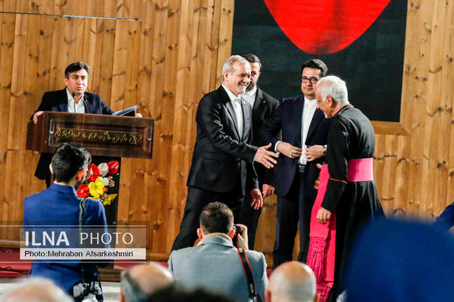 دیدار رهبران ادیان توحیدی‌ با رئیس جمهور