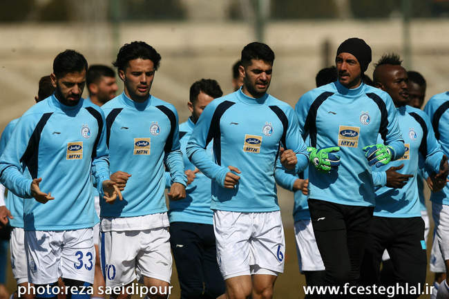 گزارش تصویری تمرین استقلال؛ نظارت فرهاد و شفر روی انرژی بالای آبی پو