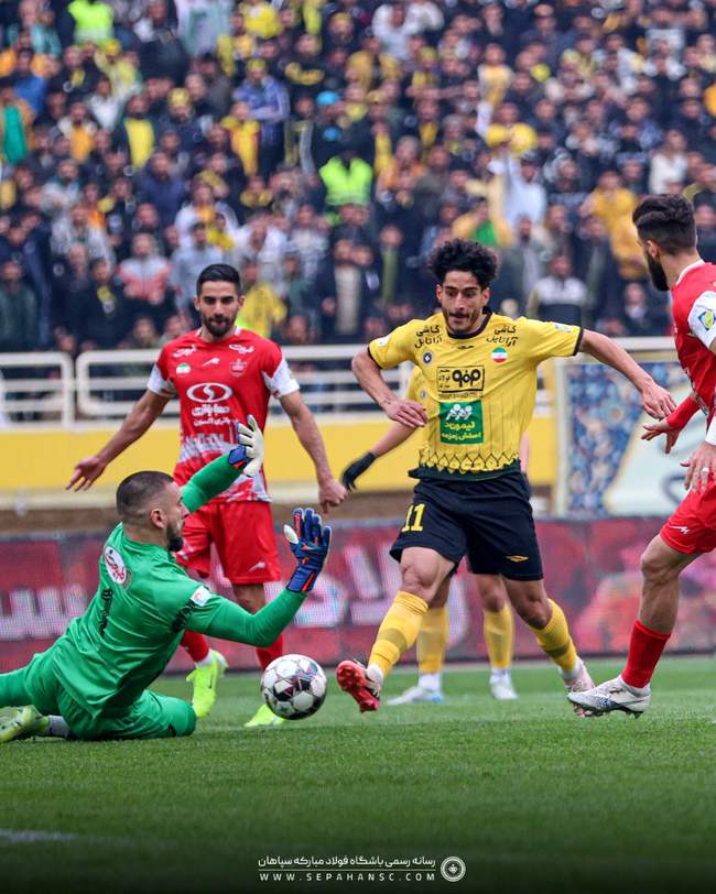 گزارش تصویری از پیروزی سپاهان مقابل پرسپولیس 