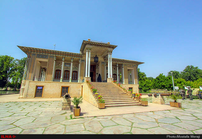 باغ موزه عفیف آباد در شیراز