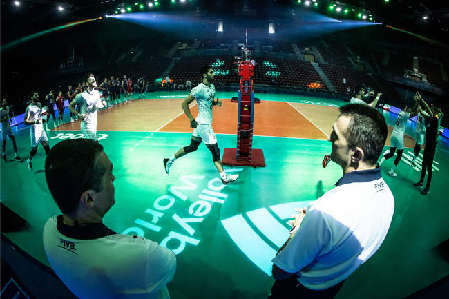 گزارش تصویری بازی والیبال ایران و آمریکا