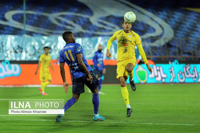 دیدار تیم های استقلال تهران - فجر شهید سپاسی شیراز