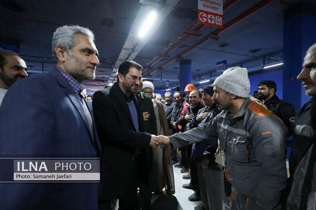 افتتاح پارکینگ هوشمند هشت‌آباد در میدان شهدا مشهد