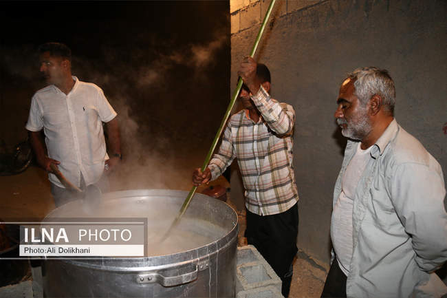 پخت نذری به مناسبت عید سعید فطر در روستای هرمزگان