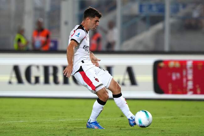 US Lecce v AC Milan - Serie A (16)