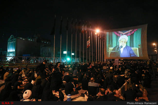 مراسم احیای شب بیست و سوم ماه مبارک رمضان در خیابان ری