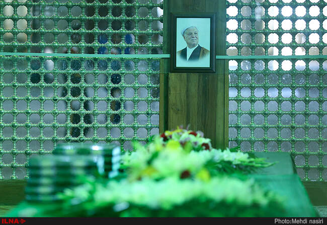 تجدید میثاق رئیس جمهور با آرمان‌های امام راحل و شهدای هشت سال دفاع مقدس