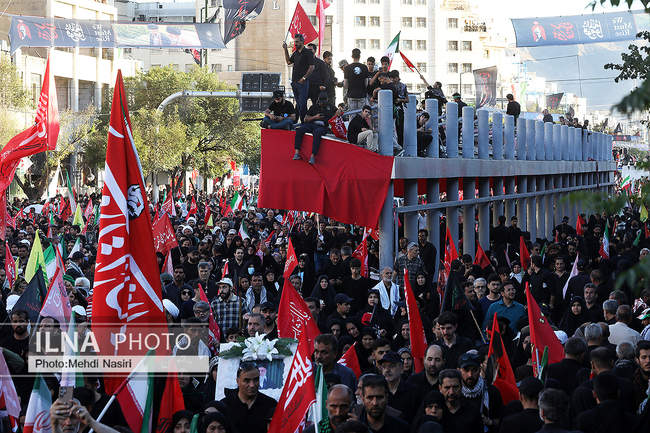 تشییع پیکر مطهر رهبر شهید انقلاب در مشهد/ 3