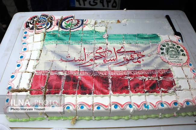 حضور مردم تبریز در راهپیمایی ۲۲ بهمن