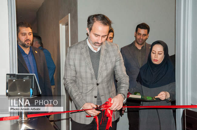 مراسم افتتاح رواق فرا زمان و رونمایی از ساعت شهدا