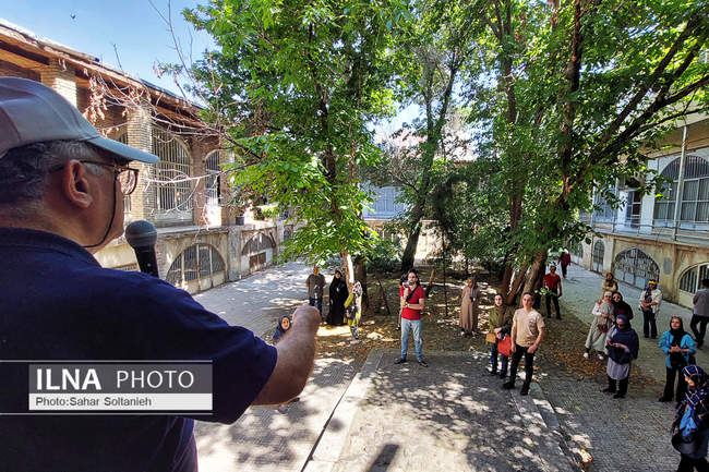 قزوین‌گردی عالی‌قاپویی‌ها