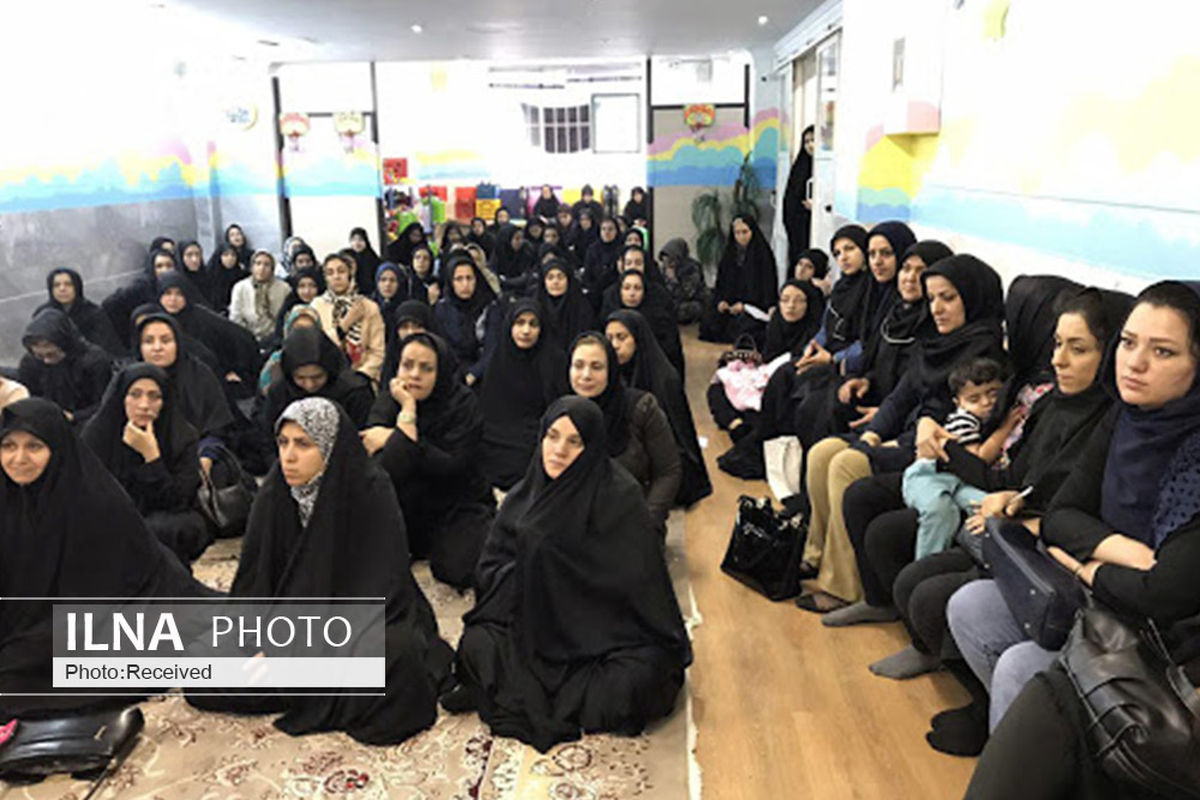 برگزاری برنامه ویژه بانوان قزوینی در دهه فجر 