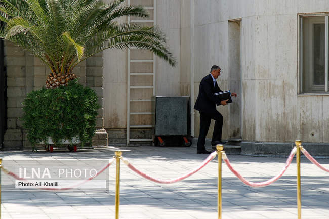 حاشیه جلسه هیات دولت - ۷ خرداد