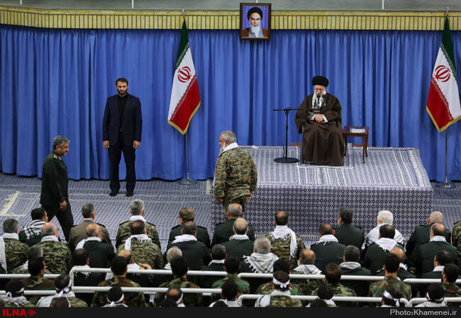 دیدار فرماندهان گردان‌های بسیج با رهبر انقلاب