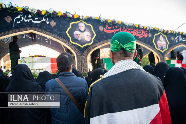 مراسم تشییع پیکر مطهر ۱۰۰ شهید گمنام دفاع مقدس در تهران / 1