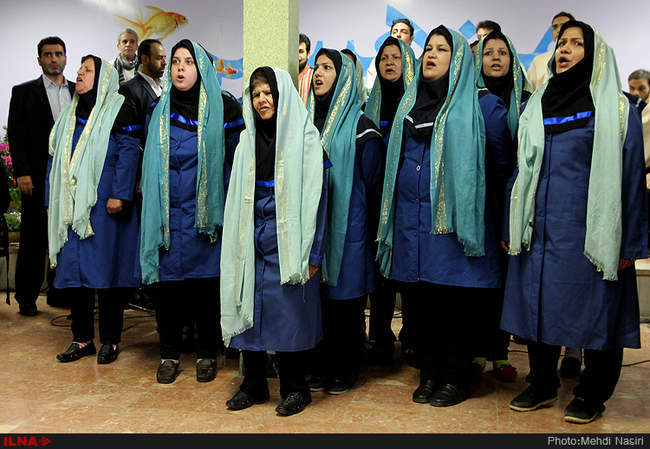 دیدار رئیس جمهور از خانه سالمندان و معلولین مجتمع قدس