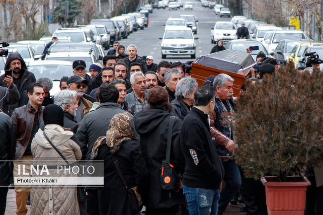 مراسم تشییع پیکر منوچهر والی‌زاده