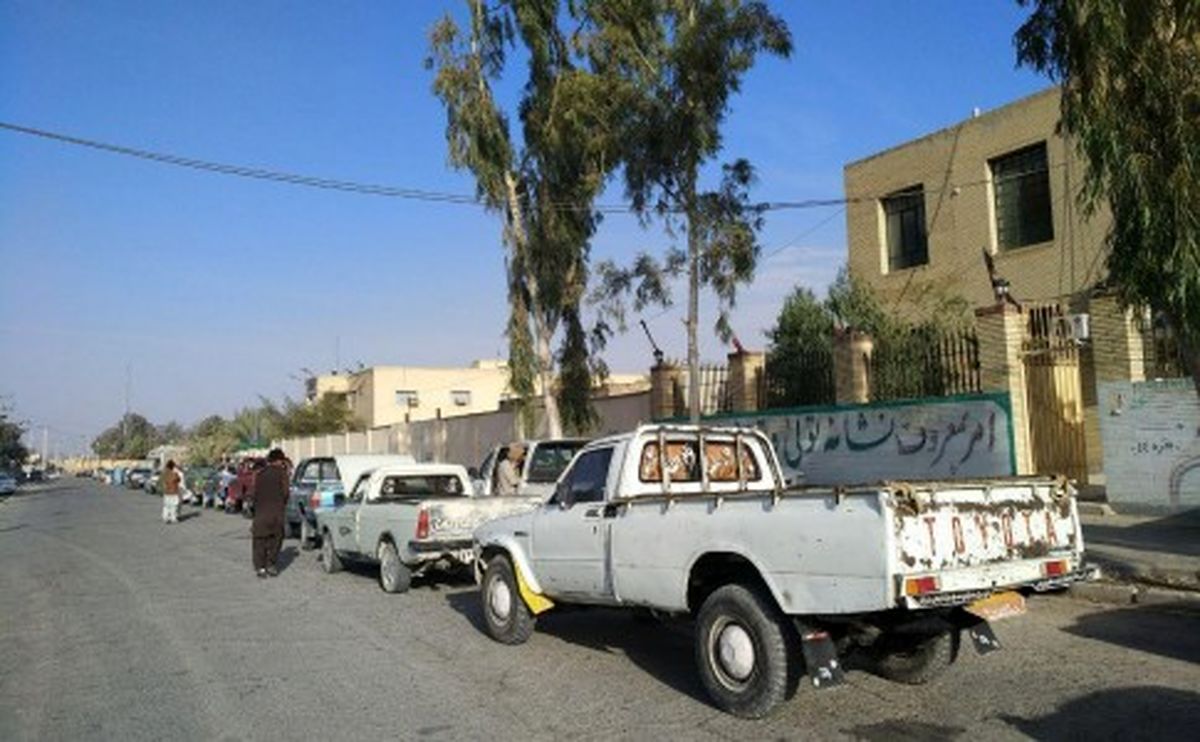 
طرح پایش مصرف فرآورده‌های نفتی در منطقه زاهدان آغاز شد