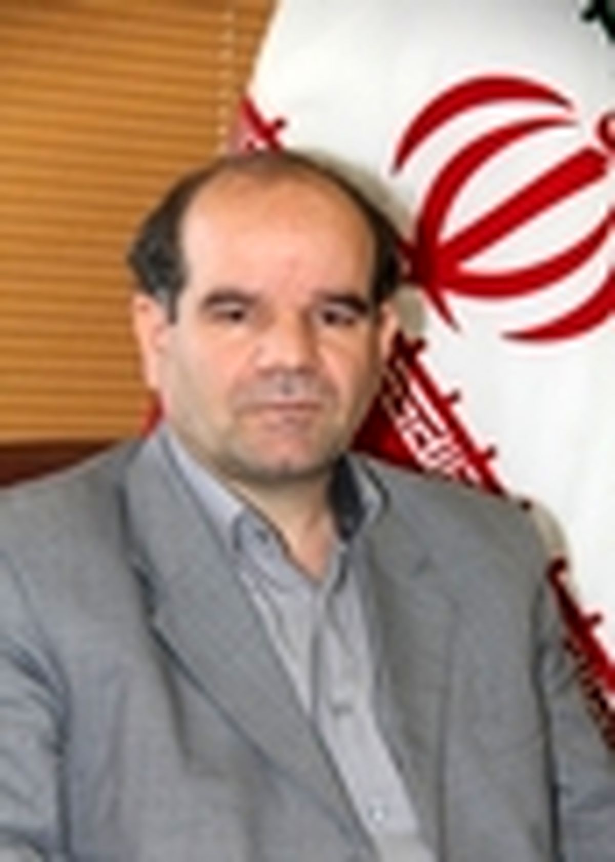 برای جلوگیری از حوادثاحتمالی، آتش نشانی و تجهیزات ایمنی در نقاط مختلف شهر مستقر می‌شوند