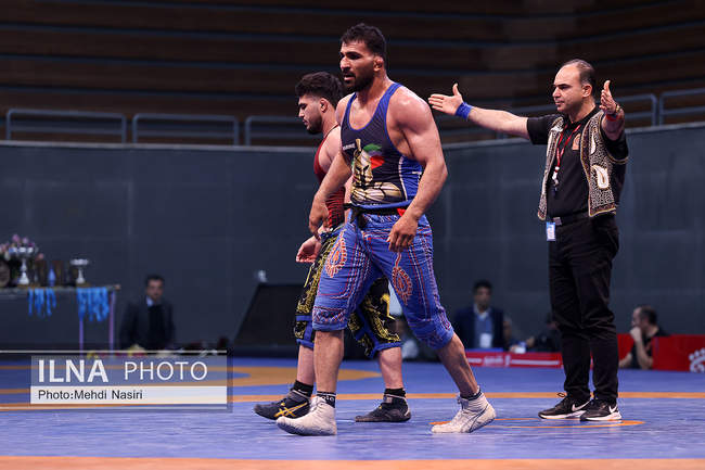 گزارش تصویری از رقابت‌های کشتی تعیین پهلوان سال ۱۴۰۴