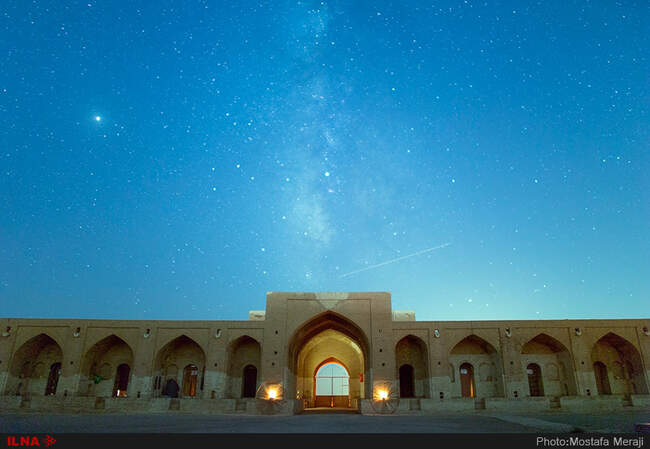 نماهای شبانه کاروانسرای ساسانی دیرگچین
