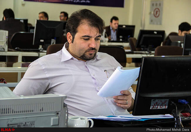 هفتمین روز ثبت‌نام داوطلبان مجلس خبرگان و مجلس شورای اسلامی/مشهد 