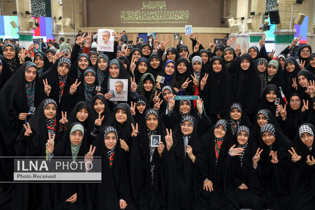 دیدار دانش‌آموزان و دانشجویان با مقام معظم رهبری