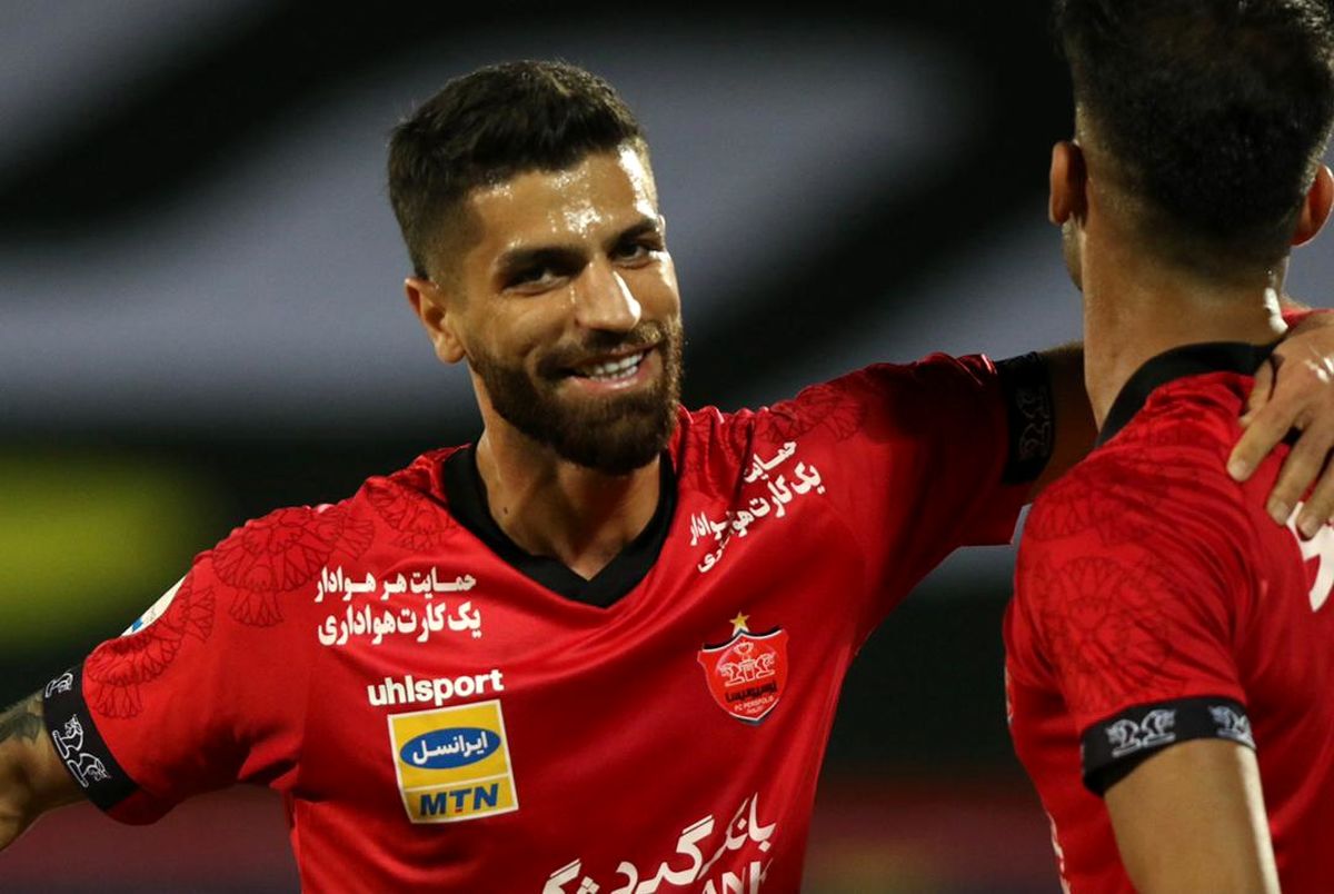 ویدیو: نجات دروازه پرسپولیس توسط میلاد سرلک
